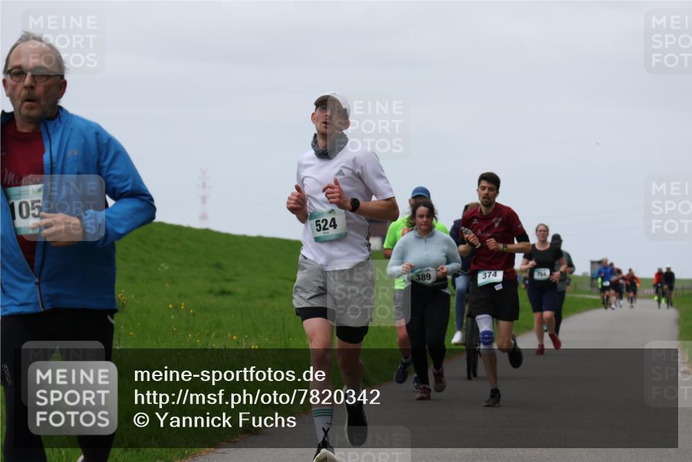04.05.2025 - 8. Wedeler Halbmarathon Yannick Fuchs http://msf.ph/oto/7820342 04.05.2025 11:27:30 Laufen  meine-sportfotos.de