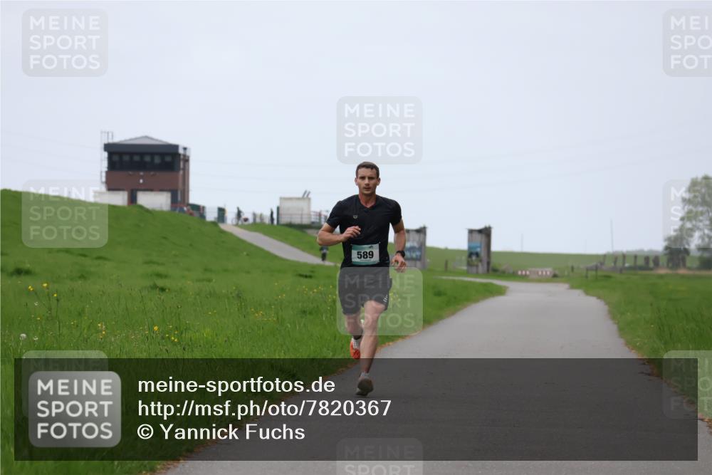 04.05.2025 - 8. Wedeler Halbmarathon Yannick Fuchs http://msf.ph/oto/7820367 04.05.2025 11:08:12 Laufen 589 meine-sportfotos.de