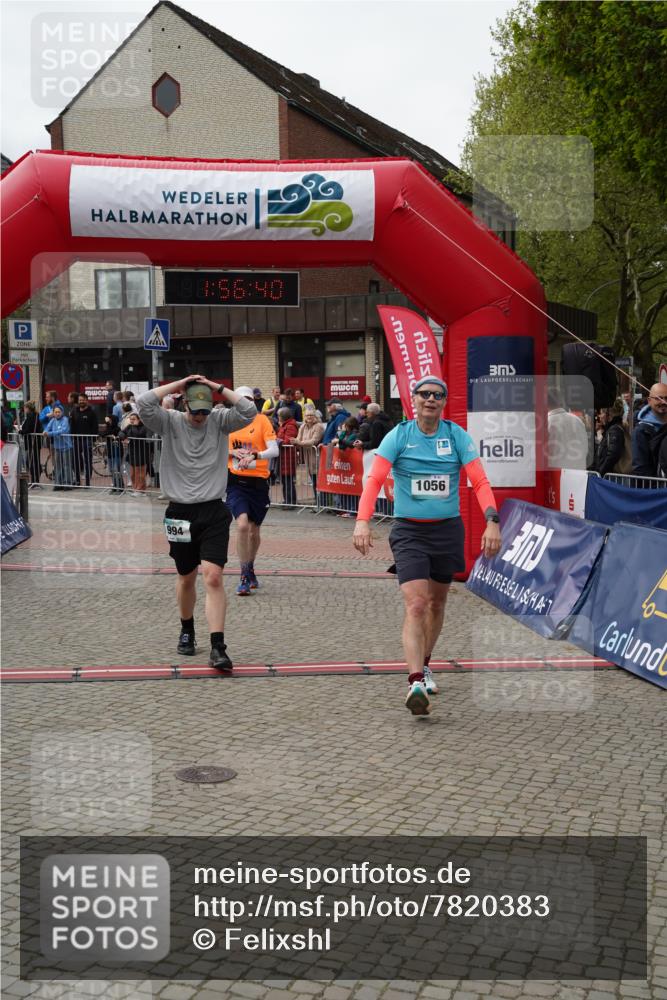 04.05.2025 - 8. Wedeler Halbmarathon Felixshl http://msf.ph/oto/7820383 04.05.2025 11:56:38 Ziel 723, 951, 994, 1056 meine-sportfotos.de