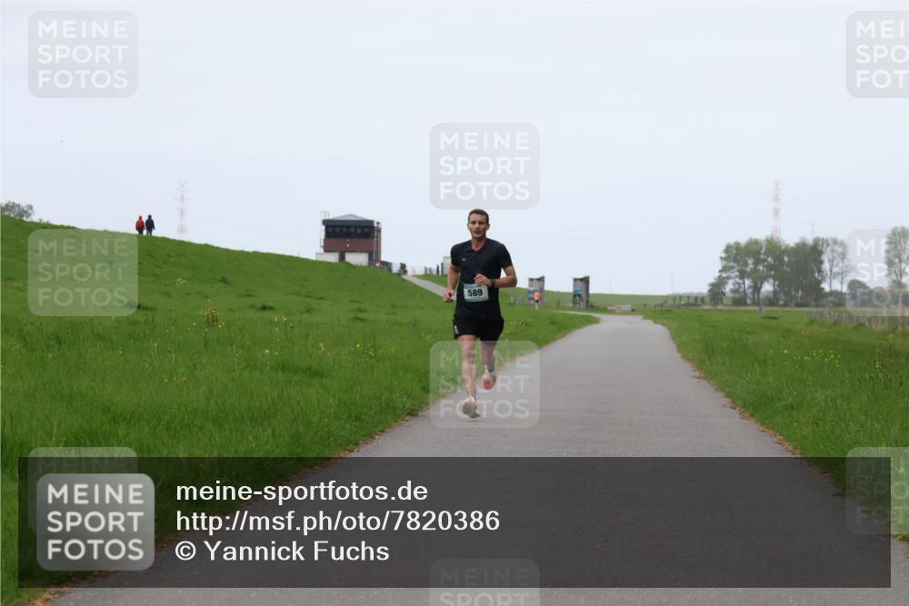 04.05.2025 - 8. Wedeler Halbmarathon Yannick Fuchs http://msf.ph/oto/7820386 04.05.2025 11:08:14 Laufen 589 meine-sportfotos.de