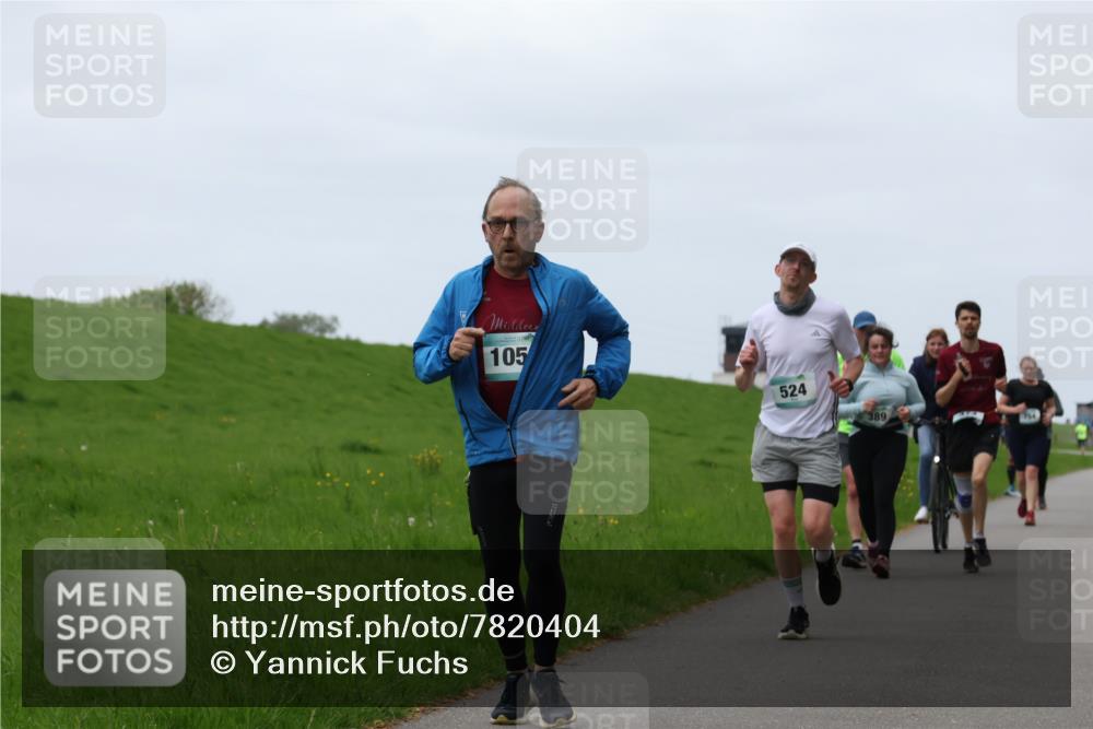 04.05.2025 - 8. Wedeler Halbmarathon Yannick Fuchs http://msf.ph/oto/7820404 04.05.2025 11:27:29 Laufen 105, 524, 389 meine-sportfotos.de