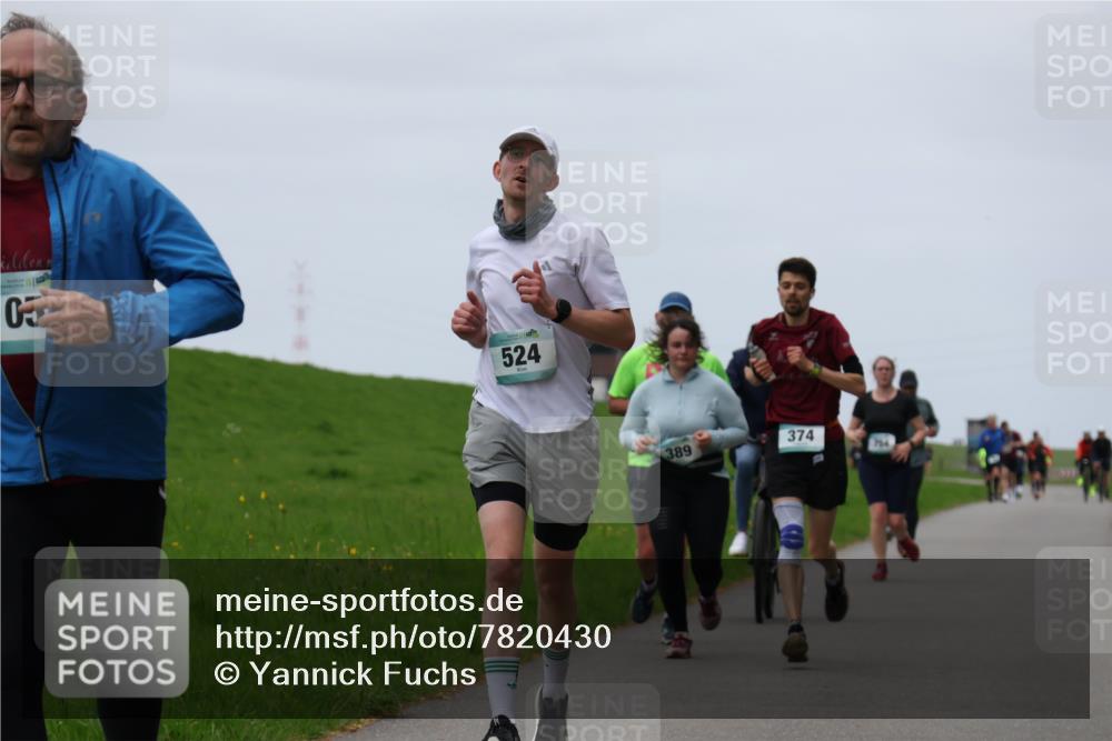 04.05.2025 - 8. Wedeler Halbmarathon Yannick Fuchs http://msf.ph/oto/7820430 04.05.2025 11:27:30 Laufen 05, 524, 389, 374 meine-sportfotos.de