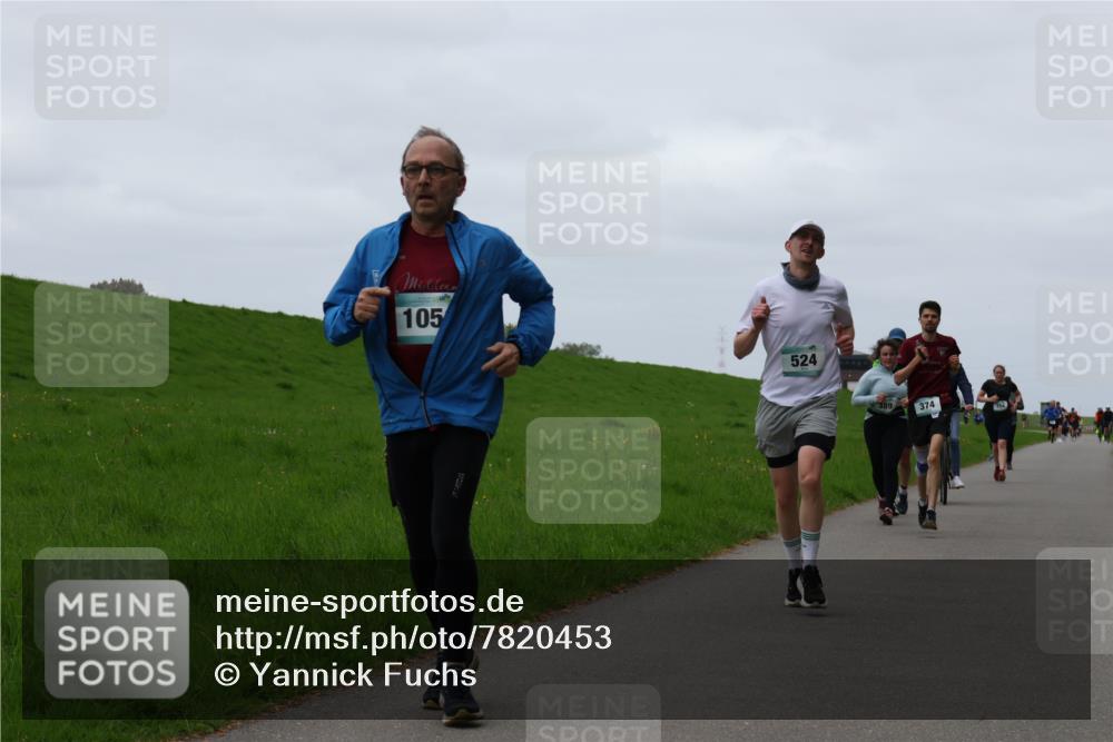 04.05.2025 - 8. Wedeler Halbmarathon Yannick Fuchs http://msf.ph/oto/7820453 04.05.2025 11:27:31 Laufen 105, 524, 389, 374 meine-sportfotos.de