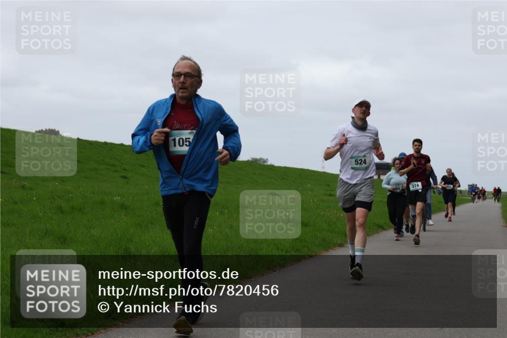04.05.2025 - 8. Wedeler Halbmarathon Yannick Fuchs http://msf.ph/oto/7820456 04.05.2025 11:27:31 Laufen 105, 524, 89, 374 meine-sportfotos.de