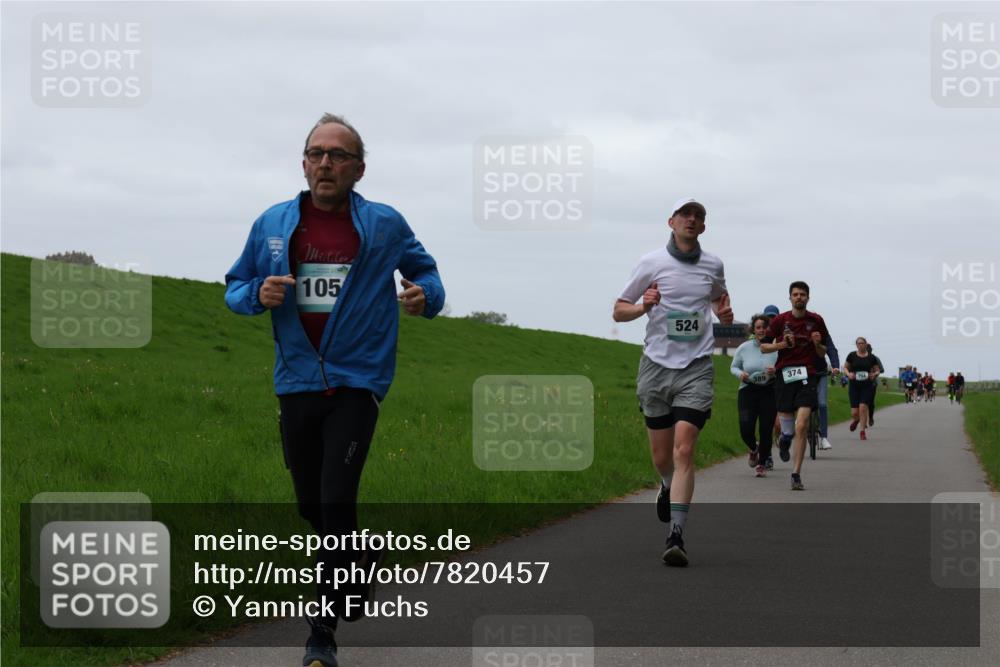 04.05.2025 - 8. Wedeler Halbmarathon Yannick Fuchs http://msf.ph/oto/7820457 04.05.2025 11:27:31 Laufen 105, 524, 389, 374 meine-sportfotos.de
