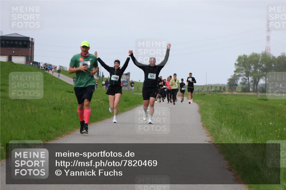 04.05.2025 - 8. Wedeler Halbmarathon Yannick Fuchs http://msf.ph/oto/7820469 04.05.2025 11:50:50 Laufen 1098, 321 meine-sportfotos.de