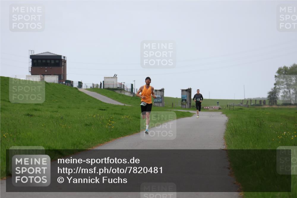 04.05.2025 - 8. Wedeler Halbmarathon Yannick Fuchs http://msf.ph/oto/7820481 04.05.2025 11:08:58 Laufen  meine-sportfotos.de