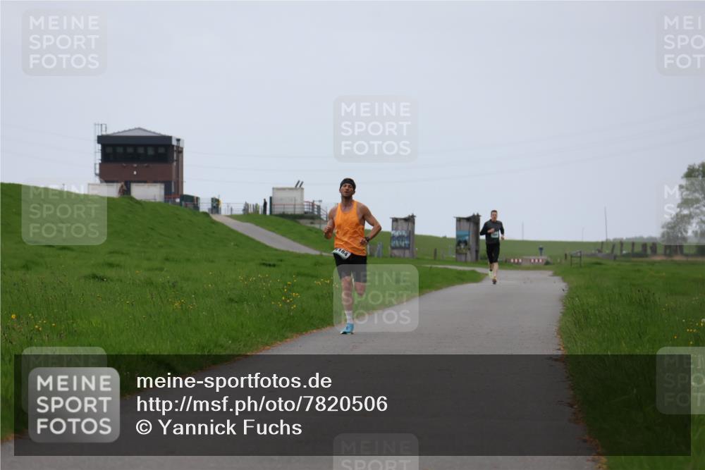 04.05.2025 - 8. Wedeler Halbmarathon Yannick Fuchs http://msf.ph/oto/7820506 04.05.2025 11:09:00 Laufen 184 meine-sportfotos.de