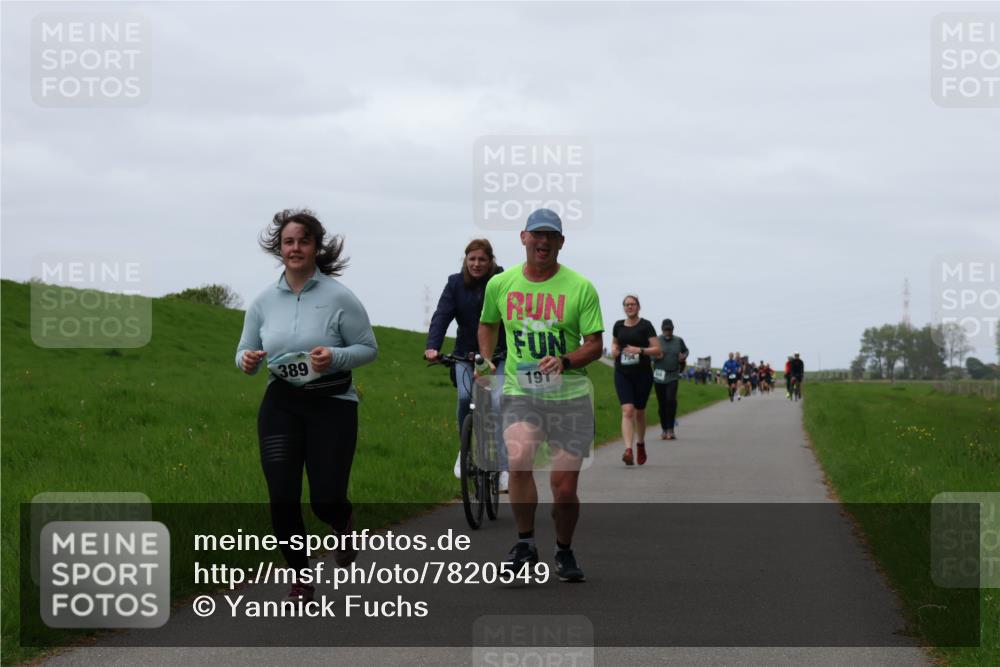 04.05.2025 - 8. Wedeler Halbmarathon Yannick Fuchs http://msf.ph/oto/7820549 04.05.2025 11:27:36 Laufen 389, 191, 194 meine-sportfotos.de