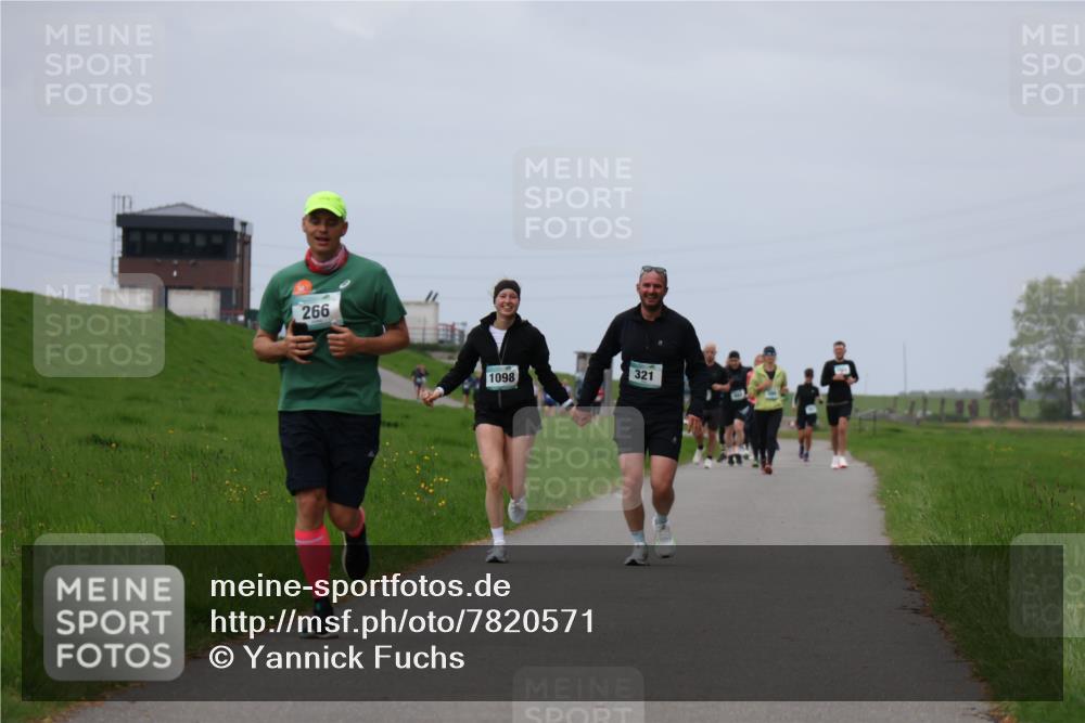 04.05.2025 - 8. Wedeler Halbmarathon Yannick Fuchs http://msf.ph/oto/7820571 04.05.2025 11:50:53 Laufen 266, 1098, 321 meine-sportfotos.de