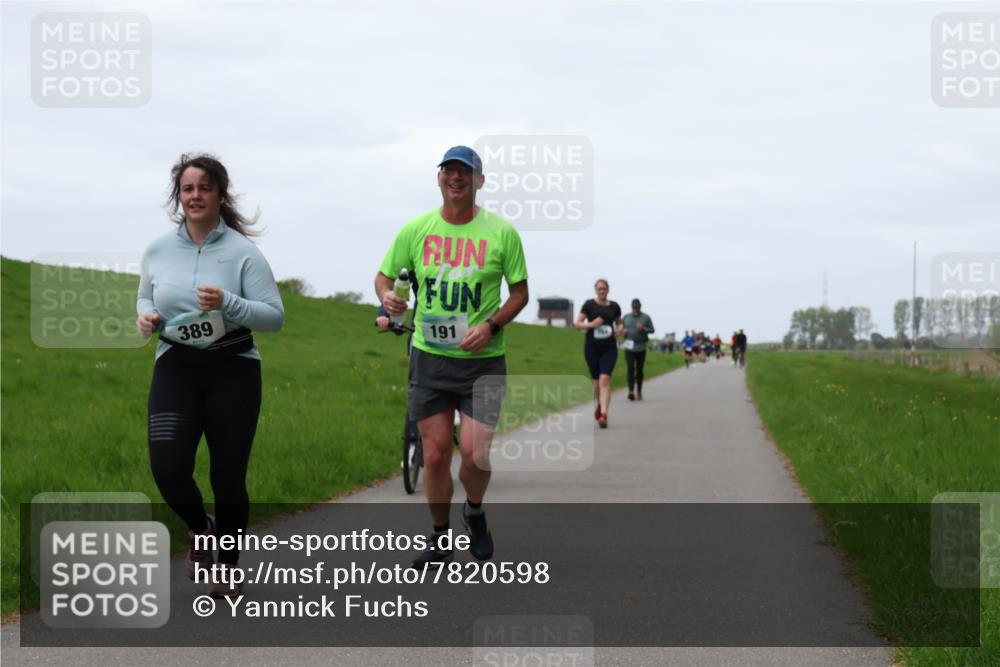 04.05.2025 - 8. Wedeler Halbmarathon Yannick Fuchs http://msf.ph/oto/7820598 04.05.2025 11:27:37 Laufen 389, 191 meine-sportfotos.de