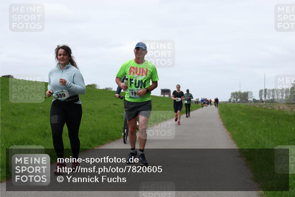 04.05.2025 - 8. Wedeler Halbmarathon Yannick Fuchs http://msf.ph/oto/7820605 04.05.2025 11:27:37 Laufen 389, 19 meine-sportfotos.de