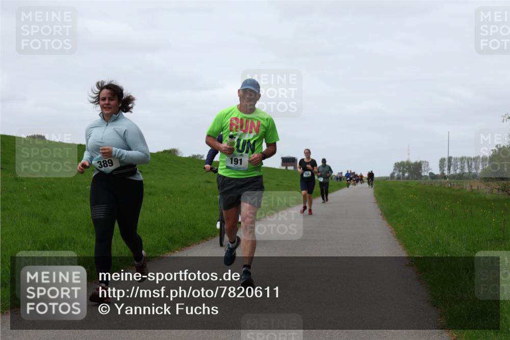 04.05.2025 - 8. Wedeler Halbmarathon Yannick Fuchs http://msf.ph/oto/7820611 04.05.2025 11:27:37 Laufen 389, 191 meine-sportfotos.de