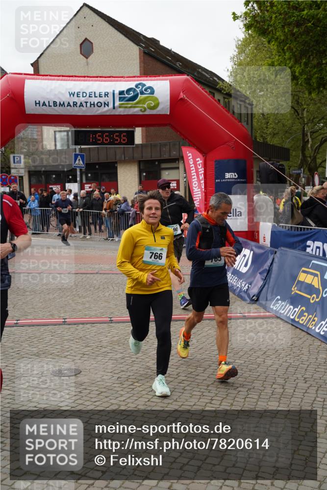 04.05.2025 - 8. Wedeler Halbmarathon Felixshl http://msf.ph/oto/7820614 04.05.2025 11:56:53 Ziel 148, 190, 310, 420, 765, 766 meine-sportfotos.de