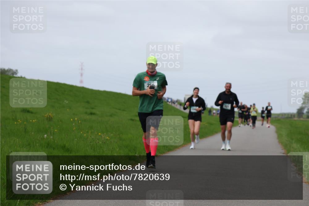 04.05.2025 - 8. Wedeler Halbmarathon Yannick Fuchs http://msf.ph/oto/7820639 04.05.2025 11:50:55 Laufen 266 meine-sportfotos.de