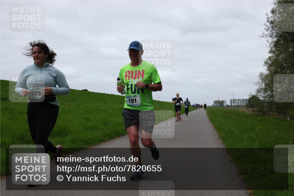 04.05.2025 - 8. Wedeler Halbmarathon Yannick Fuchs http://msf.ph/oto/7820655 04.05.2025 11:27:38 Laufen 389, 191 meine-sportfotos.de