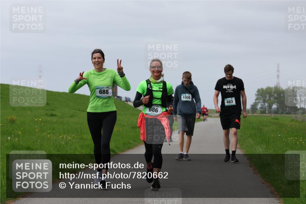 04.05.2025 - 8. Wedeler Halbmarathon Yannick Fuchs http://msf.ph/oto/7820662 04.05.2025 12:04:56 Laufen 688, 686, 1005, 683 meine-sportfotos.de