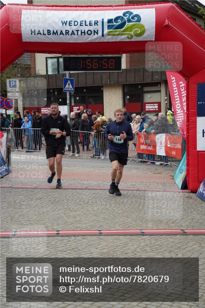 04.05.2025 - 8. Wedeler Halbmarathon Felixshl http://msf.ph/oto/7820679 04.05.2025 11:56:56 Ziel 148, 190, 310, 420, 765, 766 meine-sportfotos.de