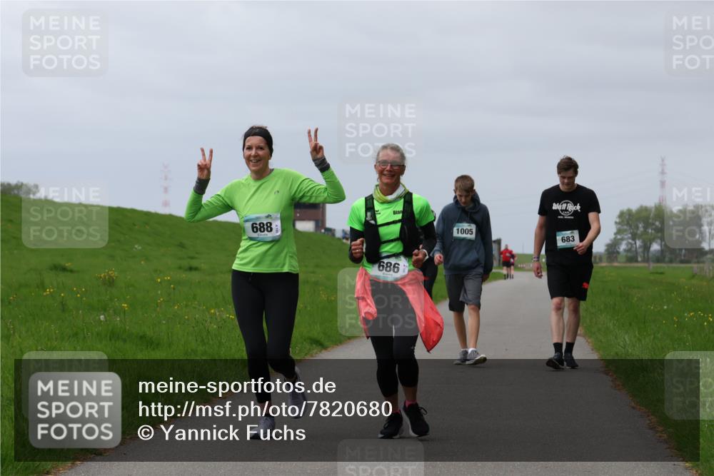 04.05.2025 - 8. Wedeler Halbmarathon Yannick Fuchs http://msf.ph/oto/7820680 04.05.2025 12:04:57 Laufen 688, 686, 1005, 683 meine-sportfotos.de