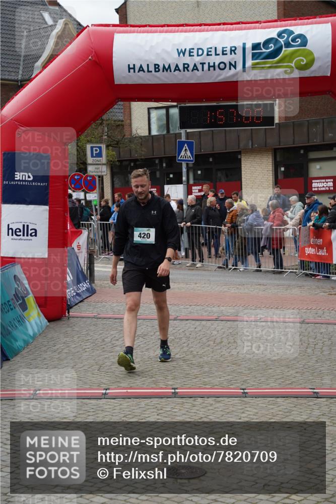 04.05.2025 - 8. Wedeler Halbmarathon Felixshl http://msf.ph/oto/7820709 04.05.2025 11:56:58 Ziel 148, 190, 420, 765 meine-sportfotos.de