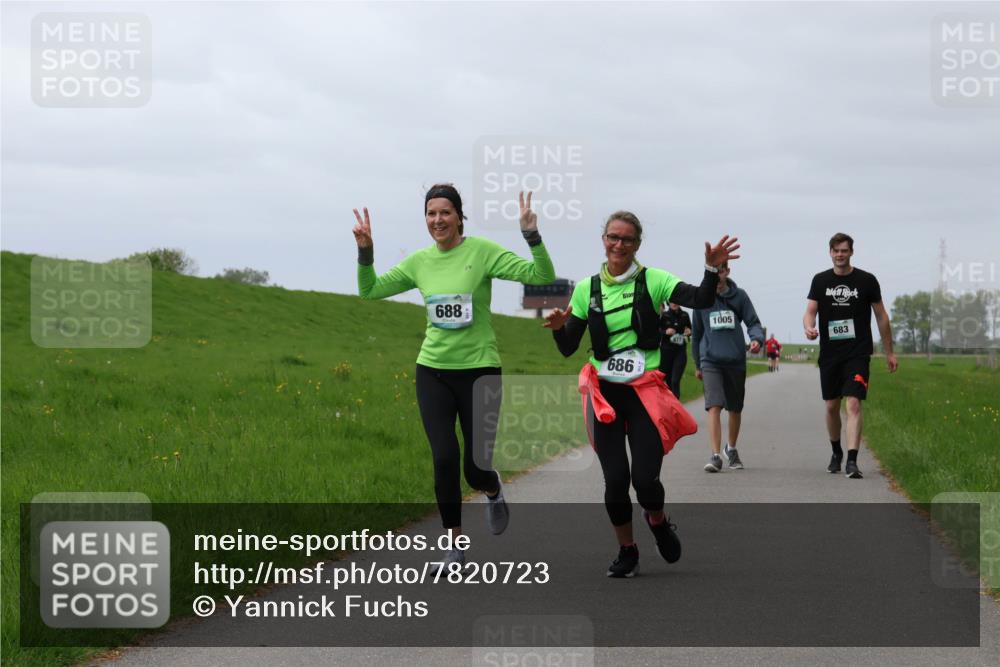 04.05.2025 - 8. Wedeler Halbmarathon Yannick Fuchs http://msf.ph/oto/7820723 04.05.2025 12:04:57 Laufen 688, 686, 1005, 683 meine-sportfotos.de