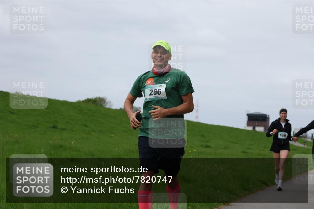 04.05.2025 - 8. Wedeler Halbmarathon Yannick Fuchs http://msf.ph/oto/7820747 04.05.2025 11:50:58 Laufen 266, 1098 meine-sportfotos.de