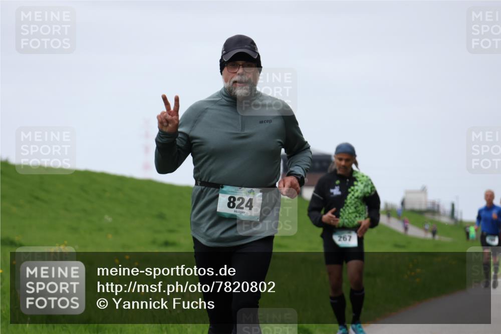 04.05.2025 - 8. Wedeler Halbmarathon Yannick Fuchs http://msf.ph/oto/7820802 04.05.2025 11:27:45 Laufen 824, 267 meine-sportfotos.de