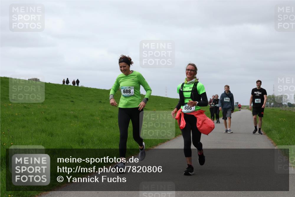 04.05.2025 - 8. Wedeler Halbmarathon Yannick Fuchs http://msf.ph/oto/7820806 04.05.2025 12:04:59 Laufen 688, 686, 1005, 683 meine-sportfotos.de