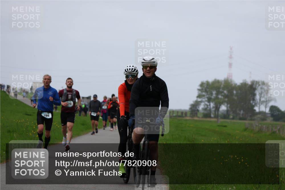 04.05.2025 - 8. Wedeler Halbmarathon Yannick Fuchs http://msf.ph/oto/7820908 04.05.2025 11:27:50 Laufen 789, 70 meine-sportfotos.de