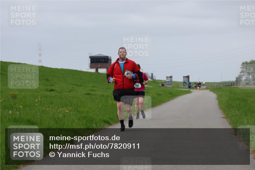 04.05.2025 - 8. Wedeler Halbmarathon Yannick Fuchs http://msf.ph/oto/7820911 04.05.2025 12:05:45 Laufen 167 meine-sportfotos.de