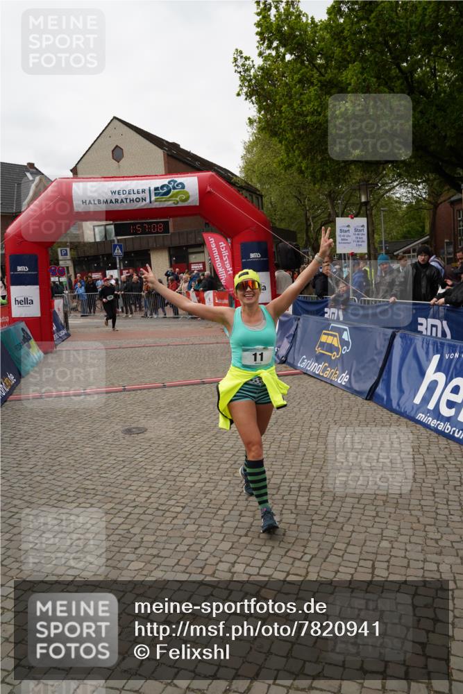 04.05.2025 - 8. Wedeler Halbmarathon Felixshl http://msf.ph/oto/7820941 04.05.2025 11:57:06 Ziel 11, 306, 441 meine-sportfotos.de