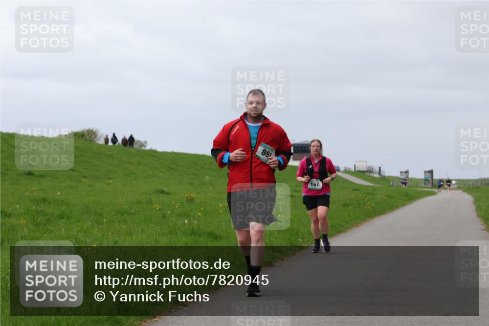 04.05.2025 - 8. Wedeler Halbmarathon Yannick Fuchs http://msf.ph/oto/7820945 04.05.2025 12:05:49 Laufen 891, 167 meine-sportfotos.de