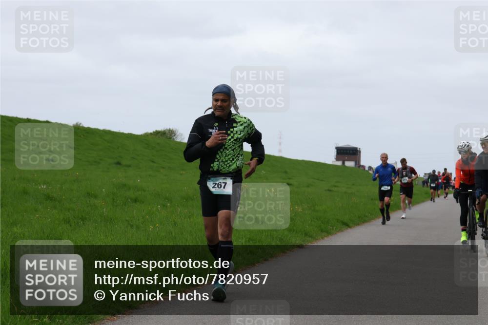 04.05.2025 - 8. Wedeler Halbmarathon Yannick Fuchs http://msf.ph/oto/7820957 04.05.2025 11:27:51 Laufen 267, 780 meine-sportfotos.de