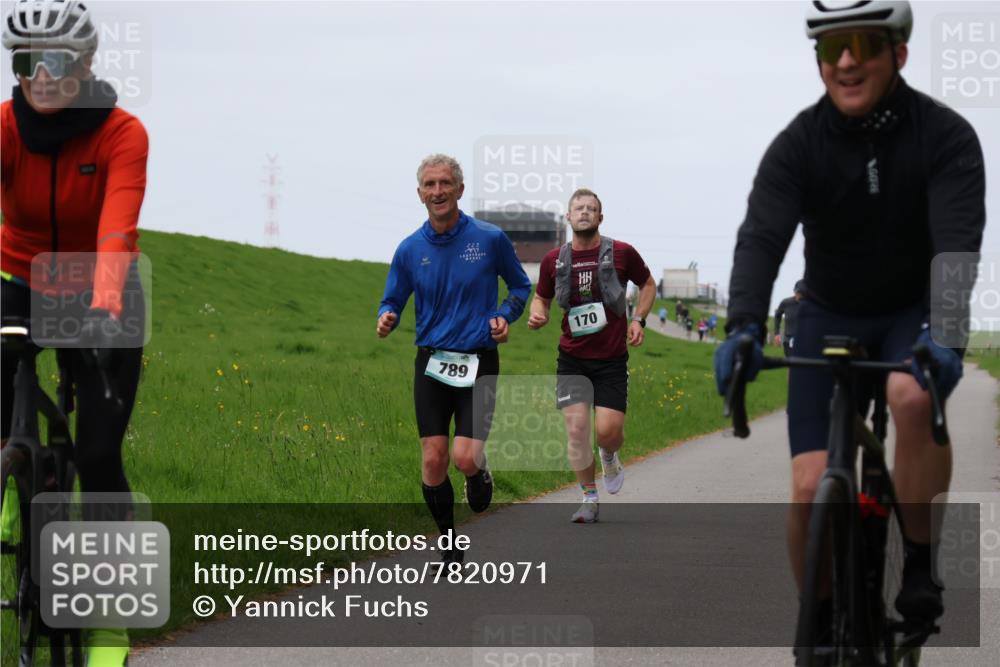 04.05.2025 - 8. Wedeler Halbmarathon Yannick Fuchs http://msf.ph/oto/7820971 04.05.2025 11:27:55 Laufen 789, 170 meine-sportfotos.de