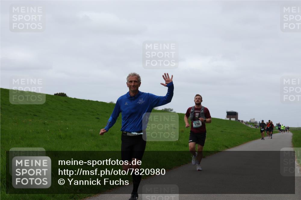 04.05.2025 - 8. Wedeler Halbmarathon Yannick Fuchs http://msf.ph/oto/7820980 04.05.2025 11:27:58 Laufen 170 meine-sportfotos.de