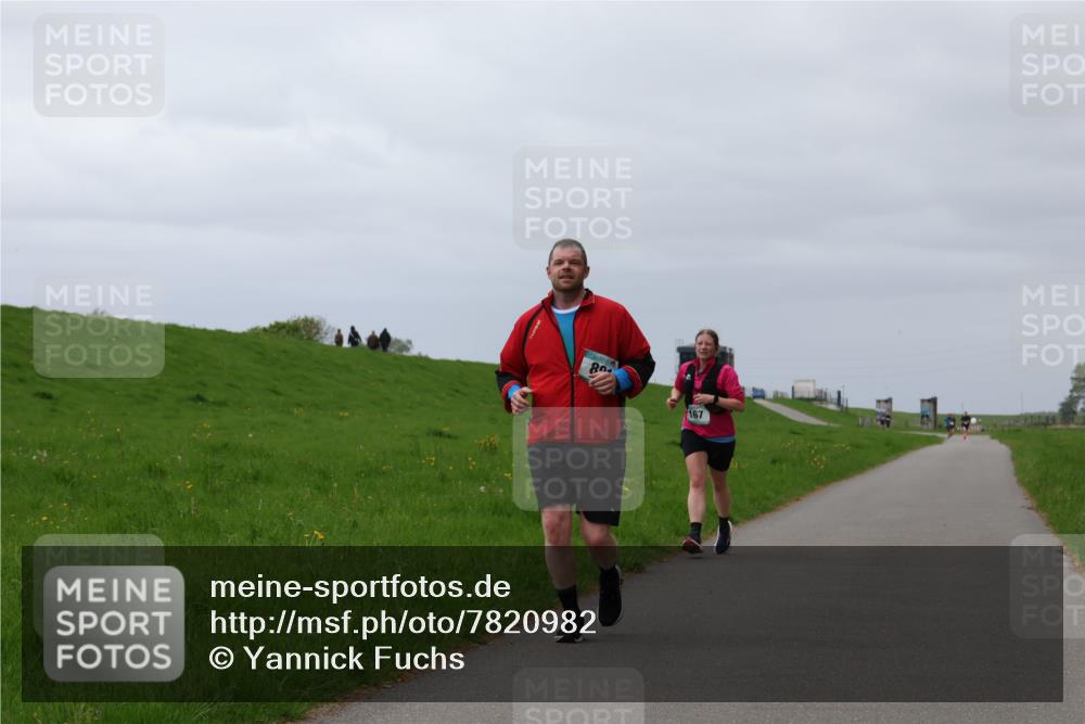 04.05.2025 - 8. Wedeler Halbmarathon Yannick Fuchs http://msf.ph/oto/7820982 04.05.2025 12:05:49 Laufen 167 meine-sportfotos.de