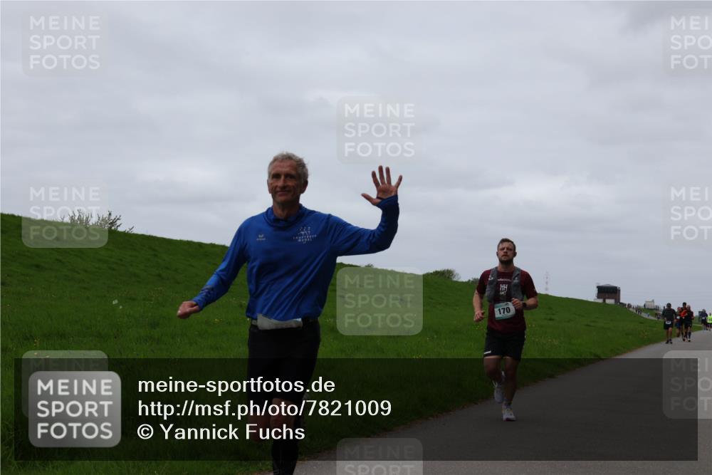 04.05.2025 - 8. Wedeler Halbmarathon Yannick Fuchs http://msf.ph/oto/7821009 04.05.2025 11:27:59 Laufen 170 meine-sportfotos.de
