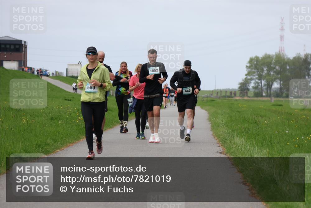 04.05.2025 - 8. Wedeler Halbmarathon Yannick Fuchs http://msf.ph/oto/7821019 04.05.2025 11:51:16 Laufen 580, 00, 1052, 443, 14 meine-sportfotos.de