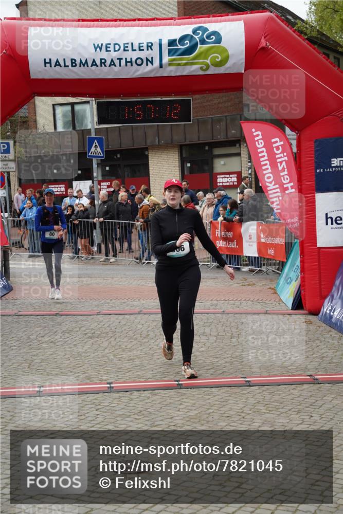 04.05.2025 - 8. Wedeler Halbmarathon Felixshl http://msf.ph/oto/7821045 04.05.2025 11:57:10 Ziel 80, 306 meine-sportfotos.de