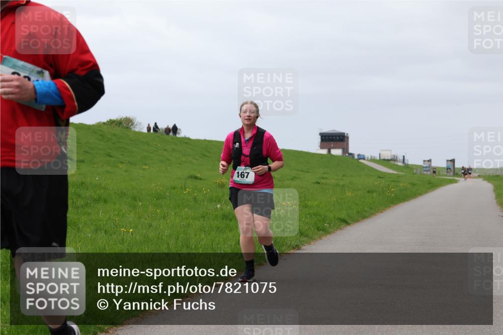 04.05.2025 - 8. Wedeler Halbmarathon Yannick Fuchs http://msf.ph/oto/7821075 04.05.2025 12:05:52 Laufen 167 meine-sportfotos.de