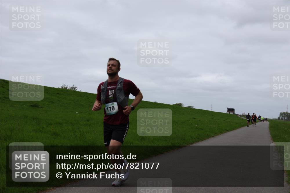 04.05.2025 - 8. Wedeler Halbmarathon Yannick Fuchs http://msf.ph/oto/7821077 04.05.2025 11:28:00 Laufen 170 meine-sportfotos.de