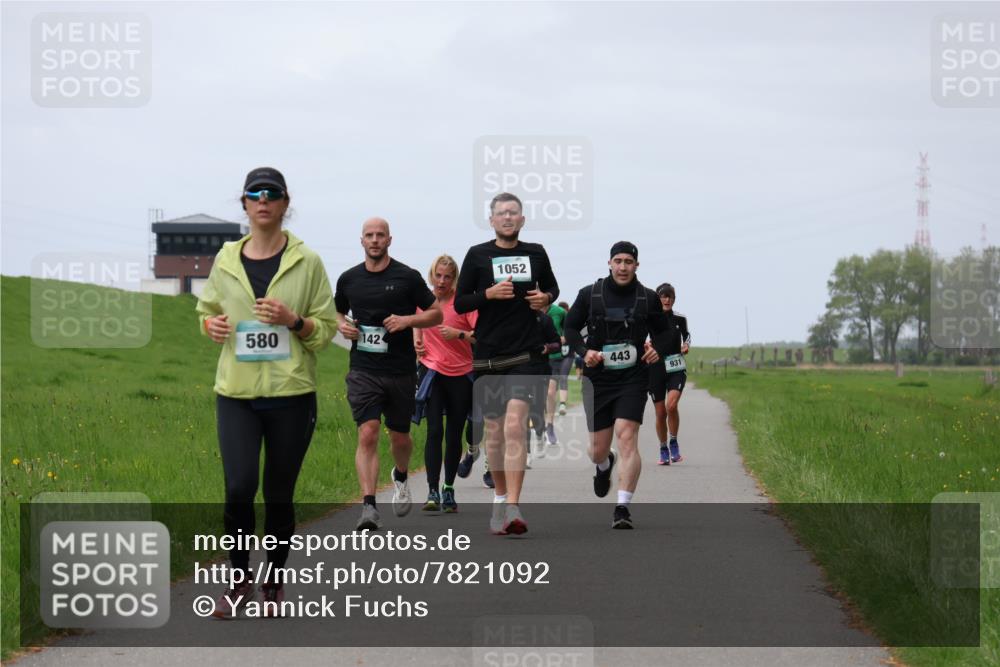 04.05.2025 - 8. Wedeler Halbmarathon Yannick Fuchs http://msf.ph/oto/7821092 04.05.2025 11:51:19 Laufen 580, 1424, 1052, 443, 931 meine-sportfotos.de