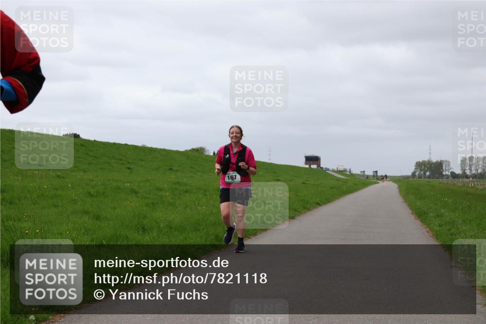 04.05.2025 - 8. Wedeler Halbmarathon Yannick Fuchs http://msf.ph/oto/7821118 04.05.2025 12:05:54 Laufen 167 meine-sportfotos.de