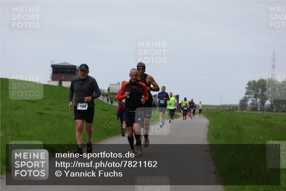 04.05.2025 - 8. Wedeler Halbmarathon Yannick Fuchs http://msf.ph/oto/7821162 04.05.2025 11:28:07 Laufen 1102 meine-sportfotos.de