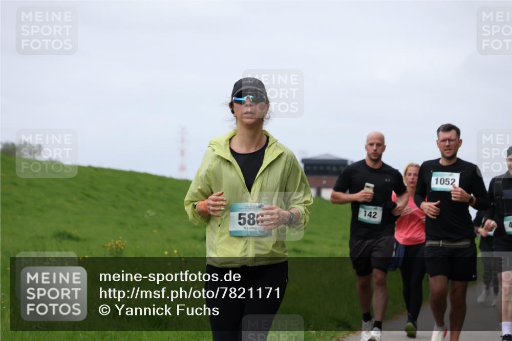 04.05.2025 - 8. Wedeler Halbmarathon Yannick Fuchs http://msf.ph/oto/7821171 04.05.2025 11:51:22 Laufen 58, 42, 142, 1052 meine-sportfotos.de