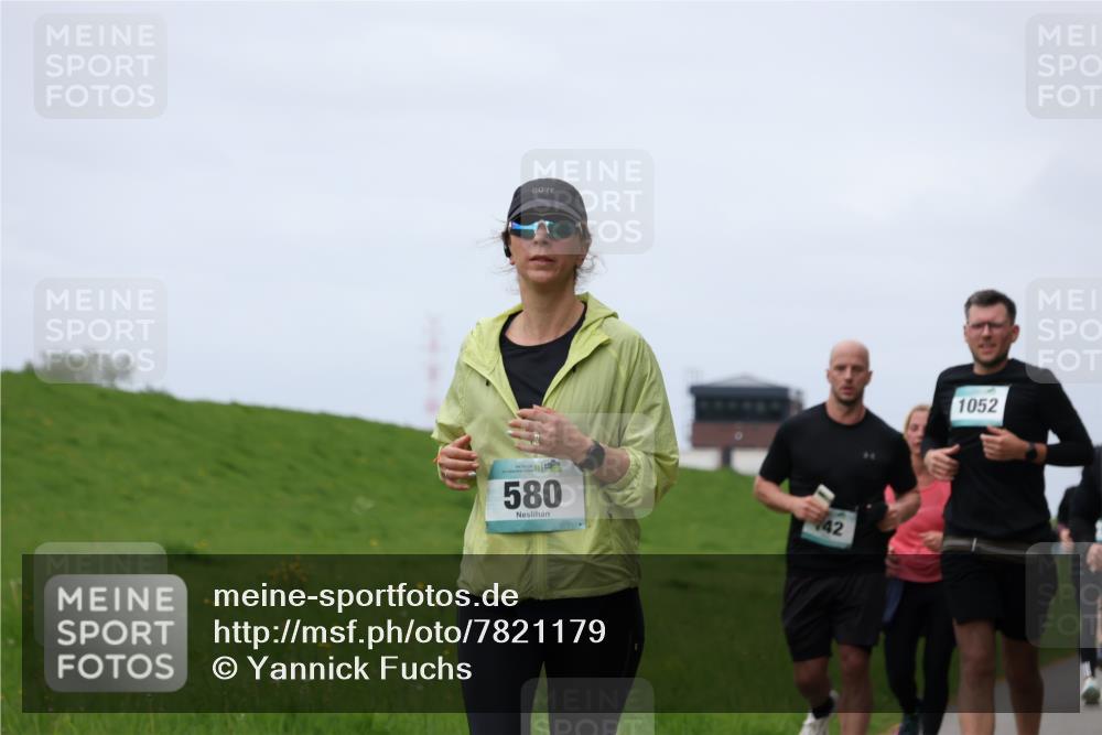 04.05.2025 - 8. Wedeler Halbmarathon Yannick Fuchs http://msf.ph/oto/7821179 04.05.2025 11:51:22 Laufen 580, 42, 1052 meine-sportfotos.de