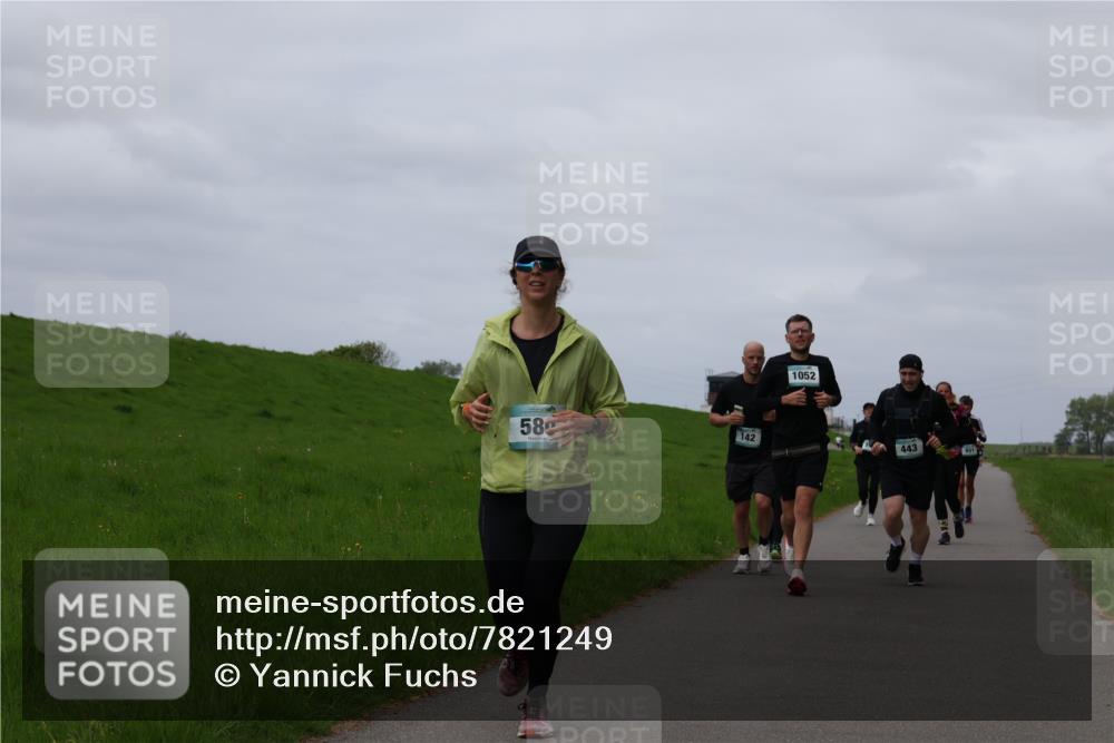 04.05.2025 - 8. Wedeler Halbmarathon Yannick Fuchs http://msf.ph/oto/7821249 04.05.2025 11:51:23 Laufen 58, 142, 1052, 443 meine-sportfotos.de