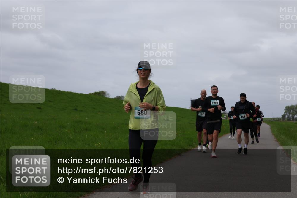 04.05.2025 - 8. Wedeler Halbmarathon Yannick Fuchs http://msf.ph/oto/7821253 04.05.2025 11:51:23 Laufen 580, 142, 1052, 443 meine-sportfotos.de