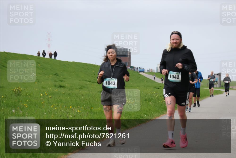 04.05.2025 - 8. Wedeler Halbmarathon Yannick Fuchs http://msf.ph/oto/7821261 04.05.2025 12:06:54 Laufen 1043, 1042 meine-sportfotos.de