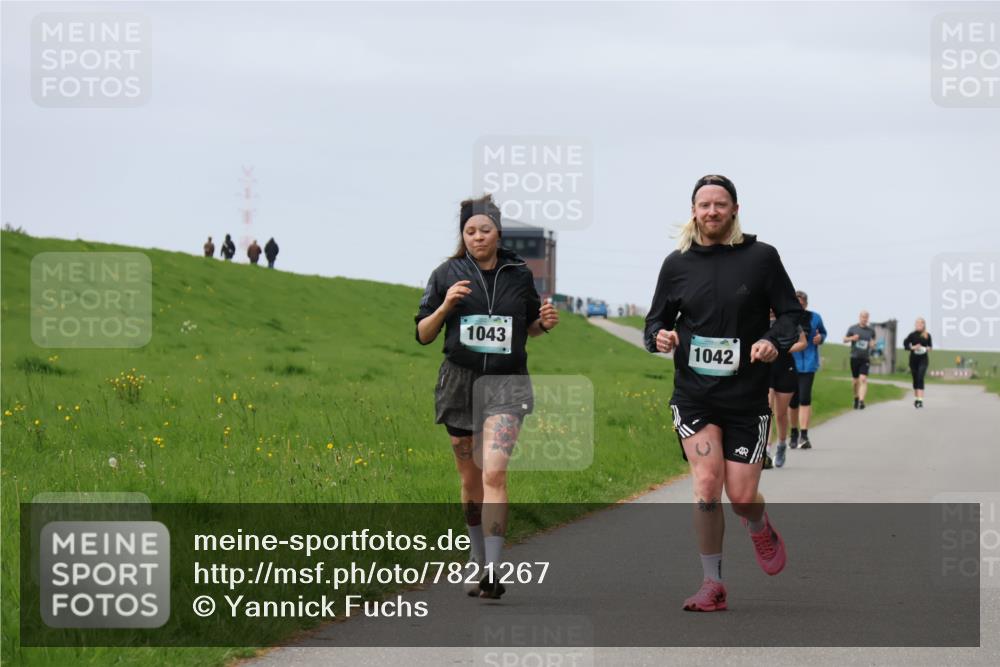 04.05.2025 - 8. Wedeler Halbmarathon Yannick Fuchs http://msf.ph/oto/7821267 04.05.2025 12:06:54 Laufen 1043, 1042 meine-sportfotos.de